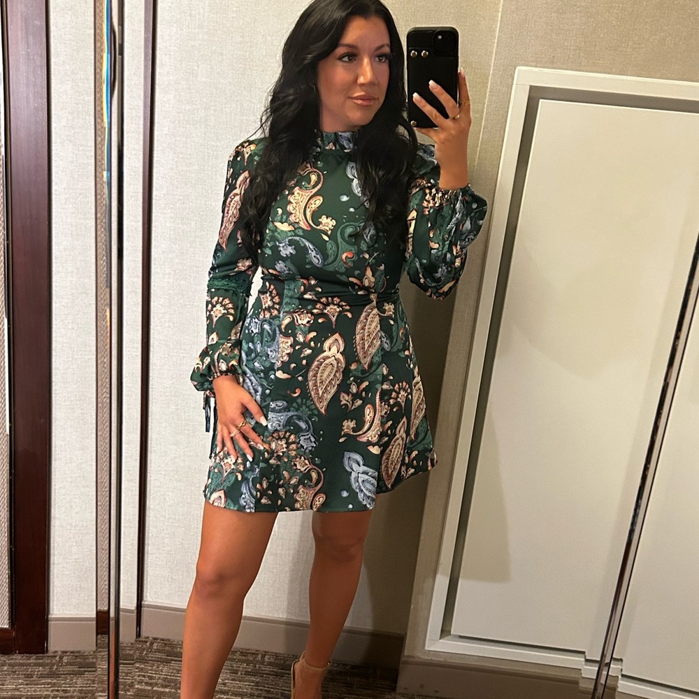 Green cocktail party long sleeve dress